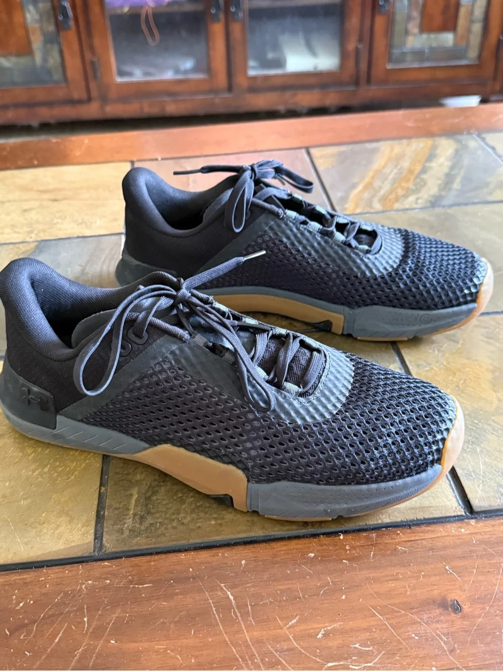 Under Armour Tribase Reign 4  Men's Black Athletic Mesh Trainers Size 10